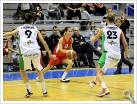 Syngenta Club Baloncesto  Almería por fin saca su versión más ‘guerrera’ en casa, aunque se le escapa el triunfo al final (46-59)