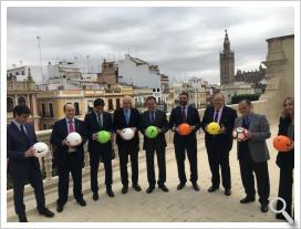 Fernández asegura que Andalucía mostrará su compromiso con la infancia en el partido de fútbol 'Champions for Life'