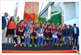 El Fundación Cajasol Sporting se da un baño de masas en su presentación