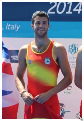 El sevilano, en el podio del Mundial de Varese (Italia).