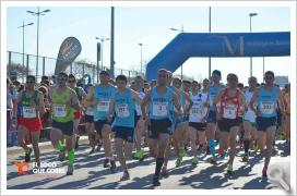 Salida media maratón de Málaga. Foto www.ellocoquecorre.com