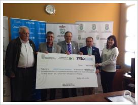 La RFAF entrega el cheque solidario a Unicef para su labor en FIlipinas