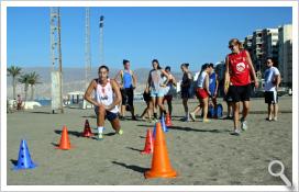 Syngenta CB Almería cambia el pabellón por la playa 