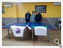 LA FEDERACION ANDALUZA ENTREGA UNA MESA A LA ASOCIACION DEL SINDROME DE DOWN DE JAEN