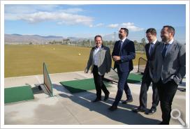 La Escuela Pública de Golf de 'El Toyo' abre sus puertas para complementar la oferta deportiva y formativa de su entorno 